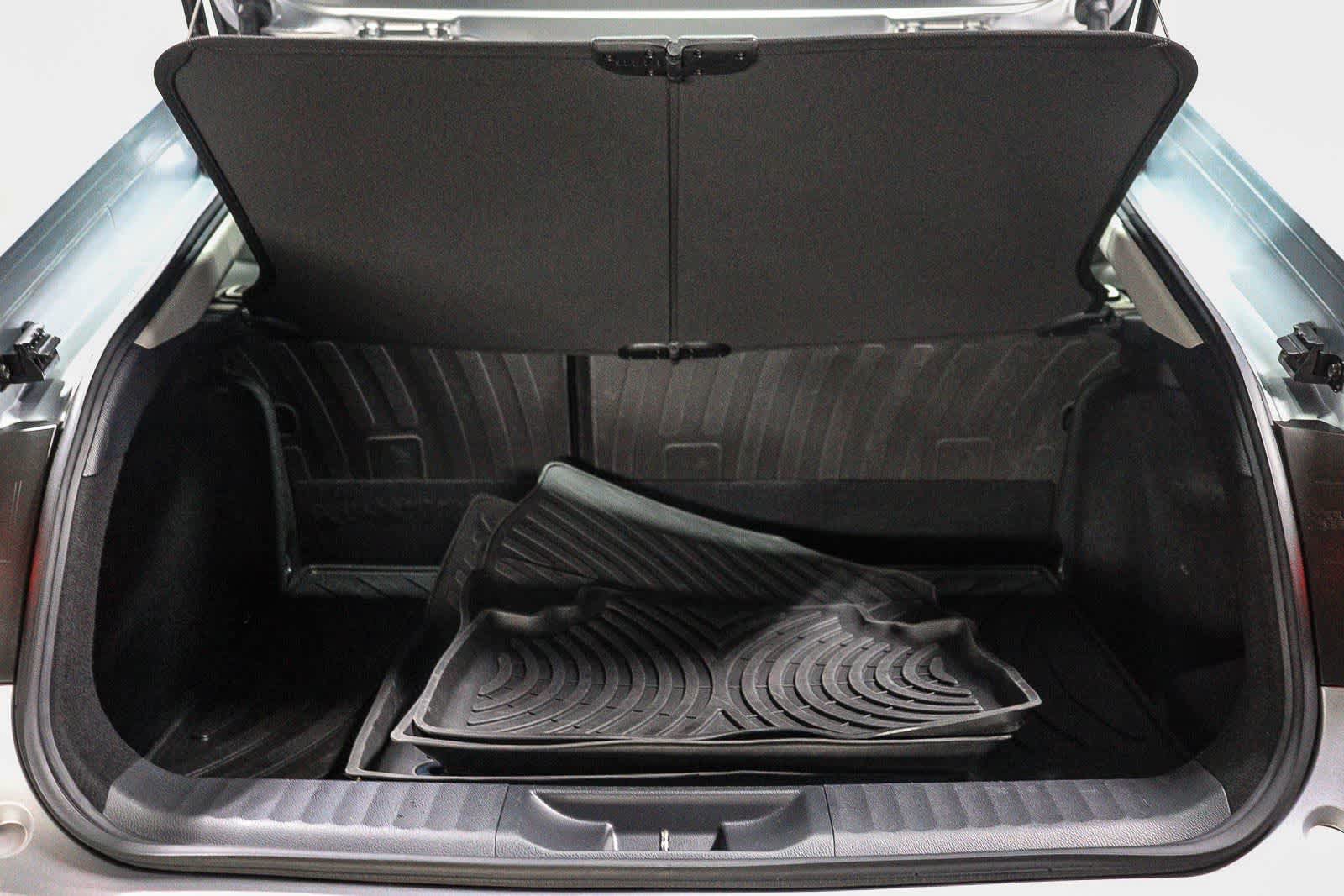 Certified 2023 Toyota Prius XLE FWD image 27