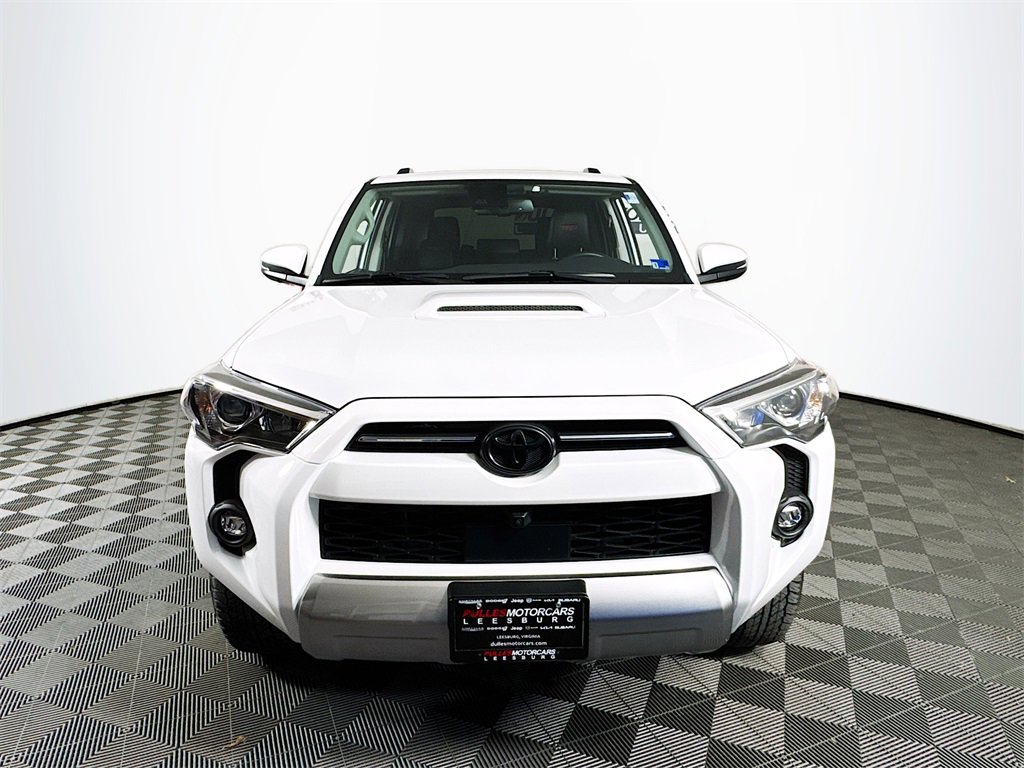 Used 2024 Toyota 4Runner TRD Off-Road Premium w/ Off Road Premium Plus Package image 2