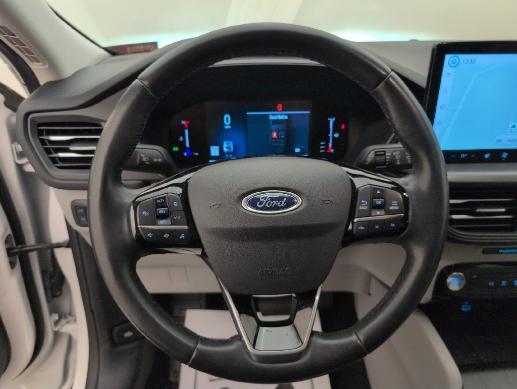 Used 2023 Ford Escape SE FWD image 35
