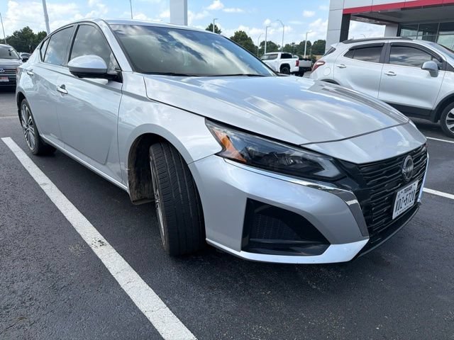 Used 2023 Nissan Altima 2.5 SL AWD/4WD image 5