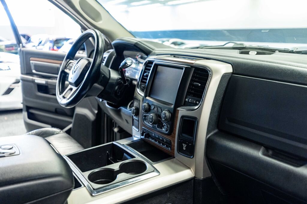 Used 2015 RAM 3500 Laramie image 15