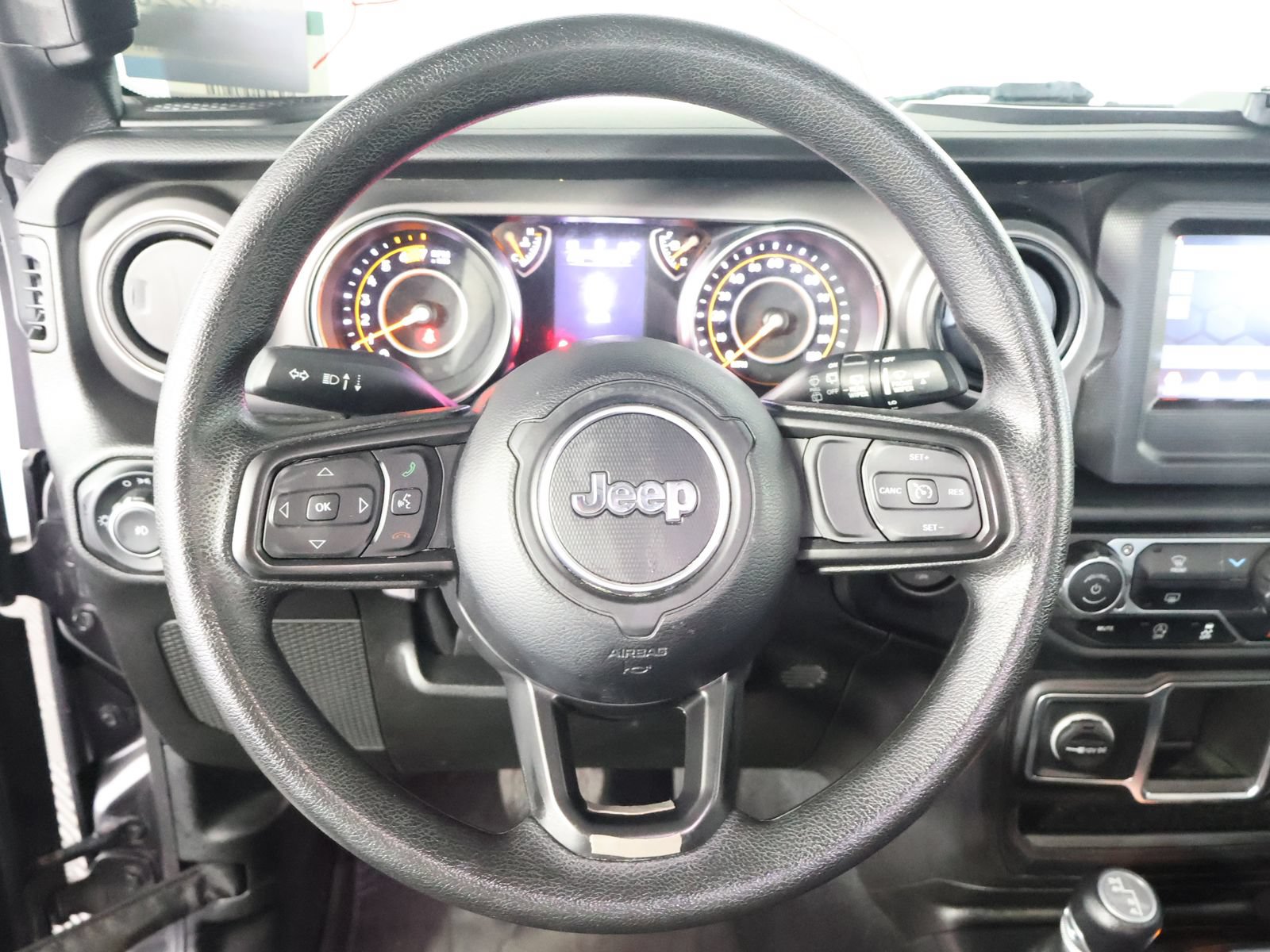 Used 2022 Jeep Wrangler Unlimited Sport AWD/4WD image 31