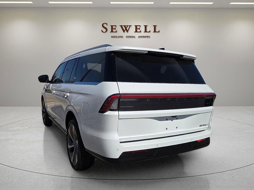 New 2026 Lincoln Navigator Black Label image 3