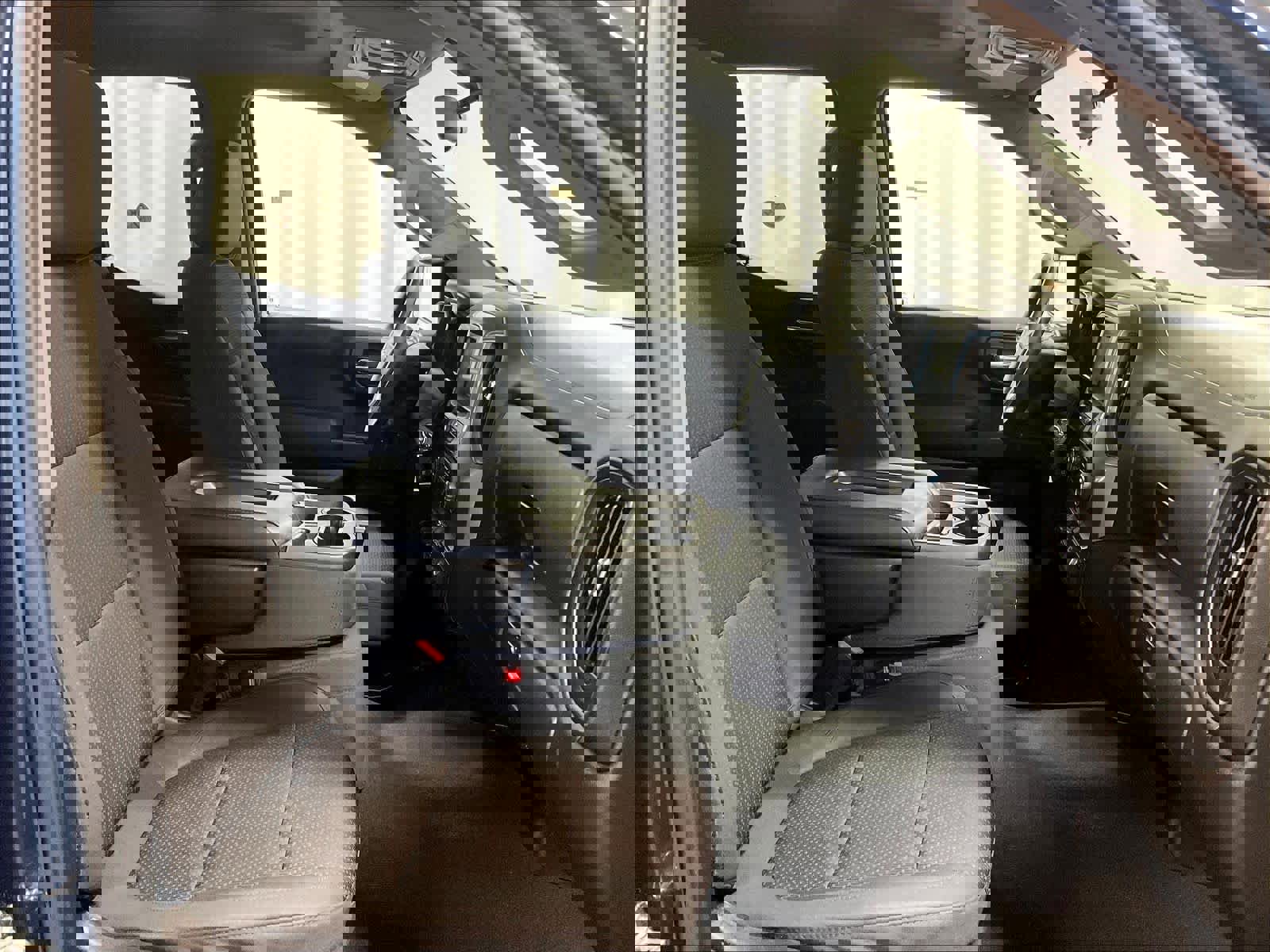 Used 2019 Chevrolet Silverado 1500 Custom w/ Custom Value Package image 11