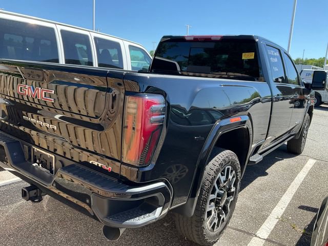 Used 2026 GMC Sierra 2500 AT4 w/ AT4 Premium Plus Package AWD/4WD image 5