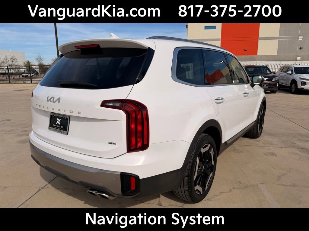 Certified 2025 Kia Telluride S AWD/4WD image 4