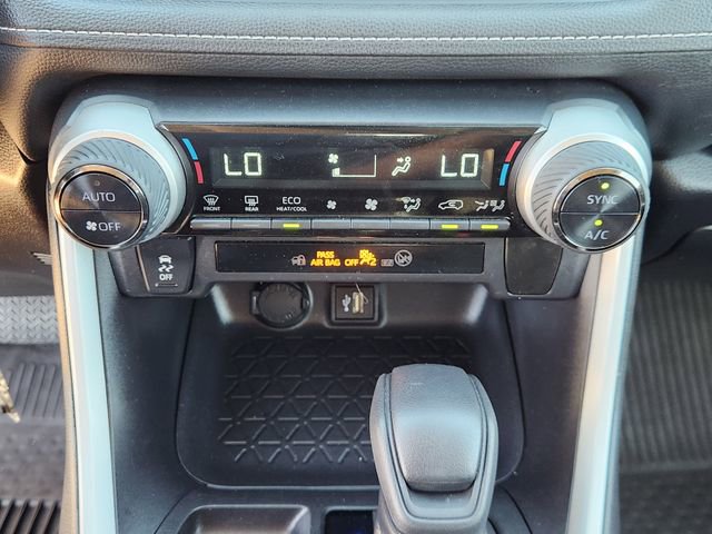 Used 2024 Toyota RAV4 LE image 18