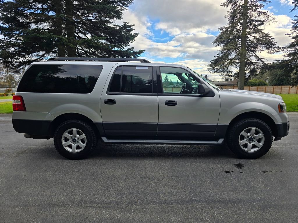 Used 2017 Ford Expedition EL XL w/ Equipment Group 101A image 7