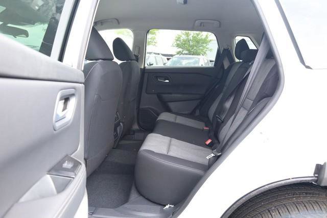 New 2026 Nissan Rogue SV AWD/4WD image 17