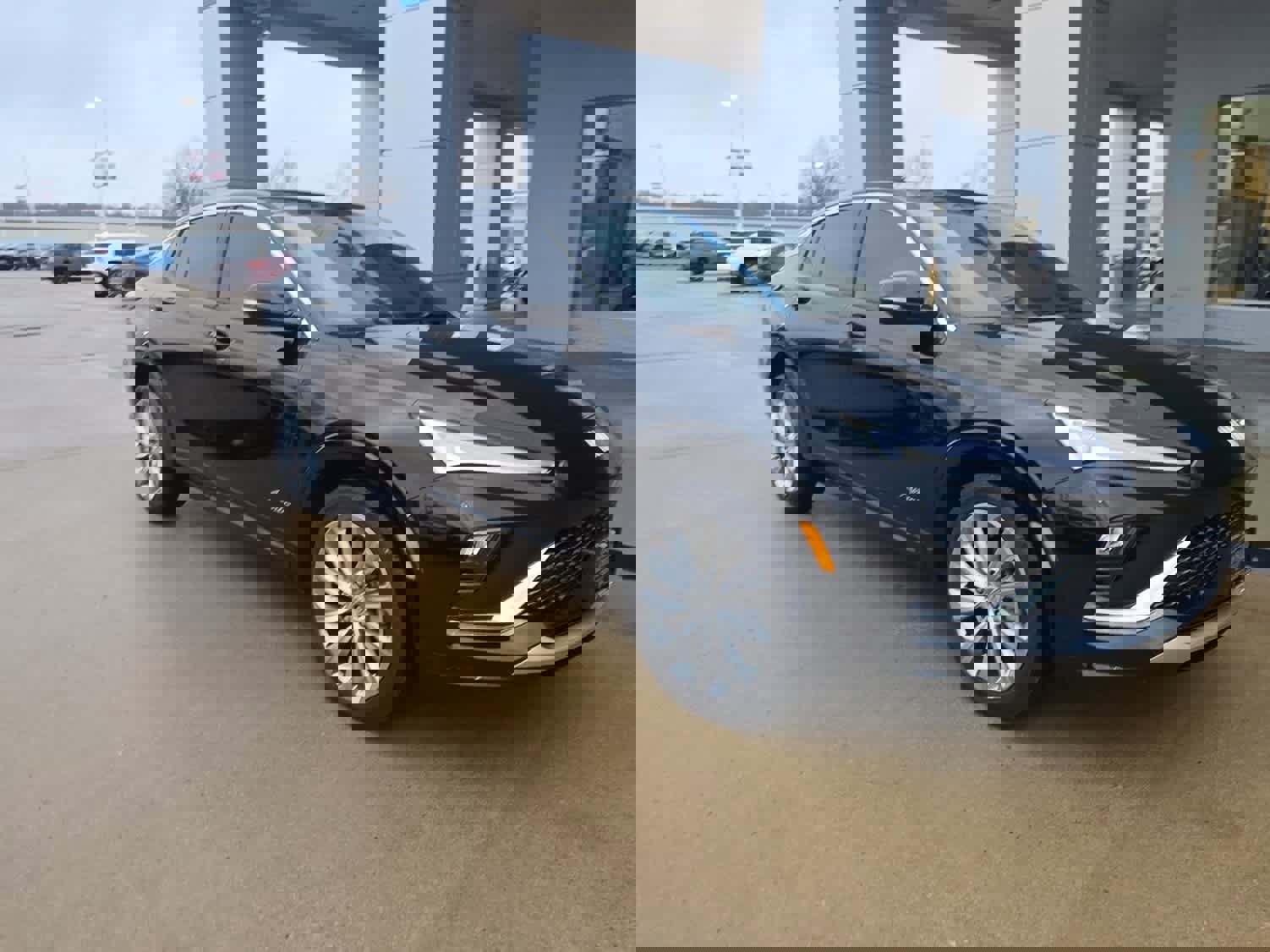 Used 2024 Buick Envista Avenir image 3