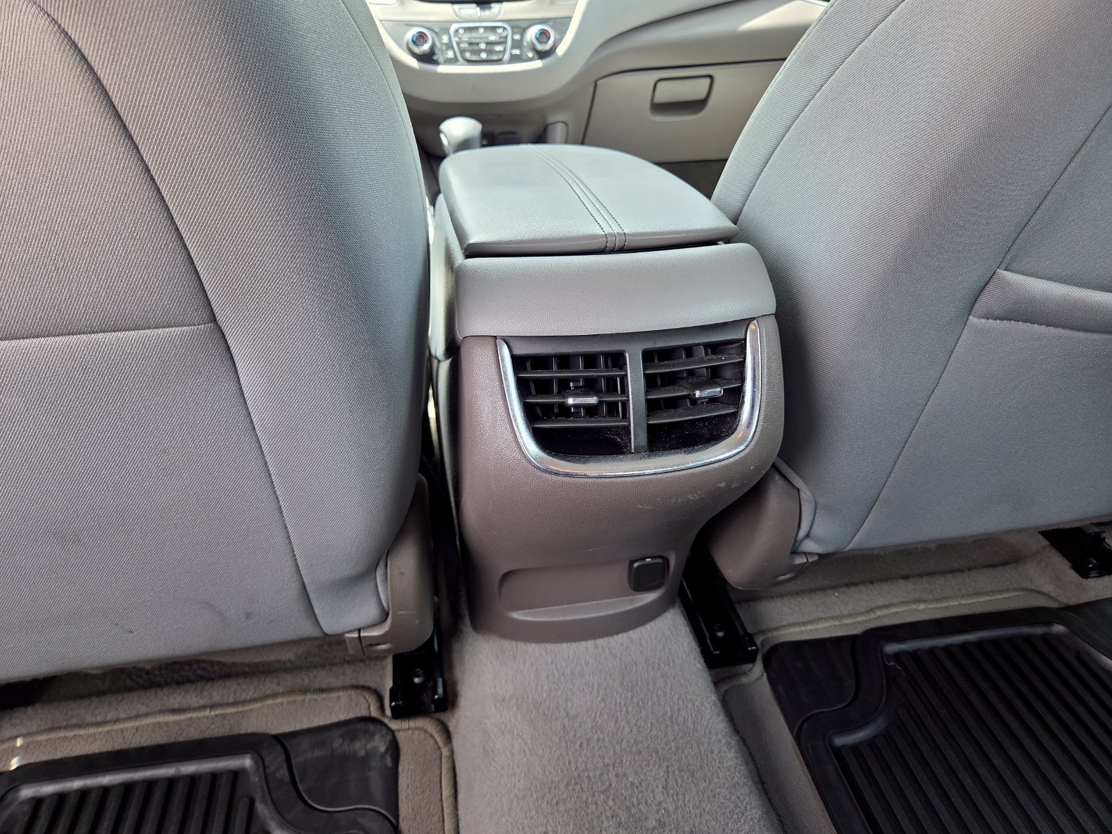 Used 2024 Chevrolet Malibu LT FWD image 21