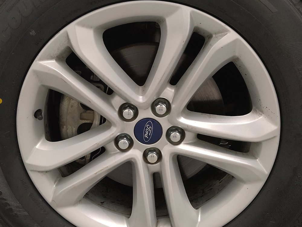 Used 2019 Ford Edge SEL FWD image 31