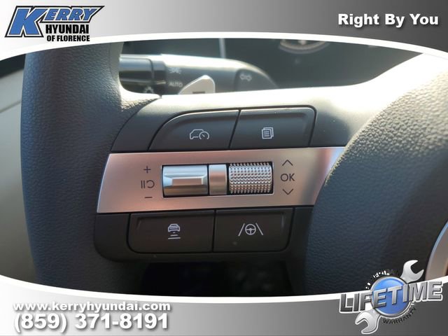 New 2026 Hyundai Tucson Blue SE image 21