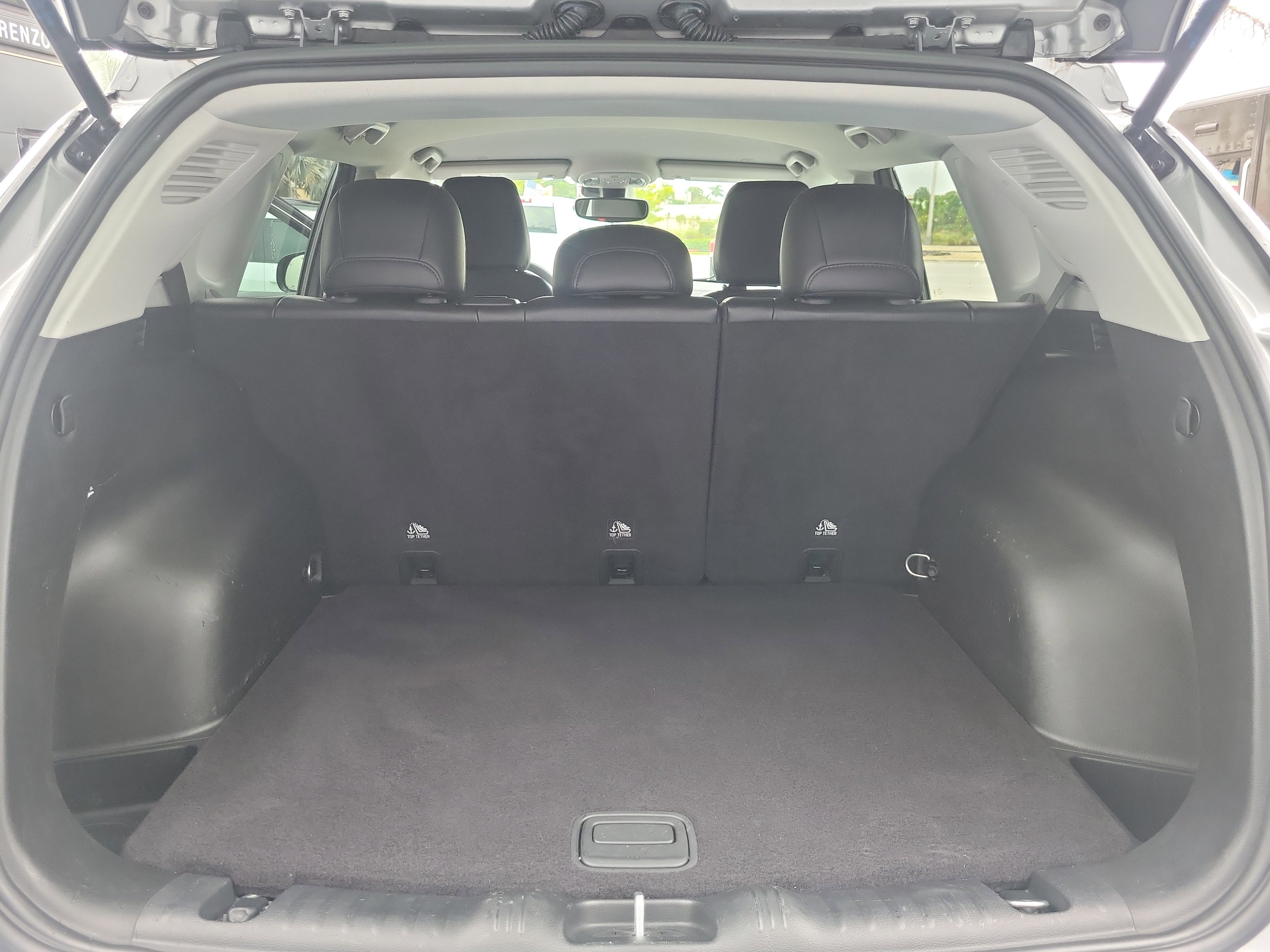 Used 2022 Jeep Compass Latitude image 15