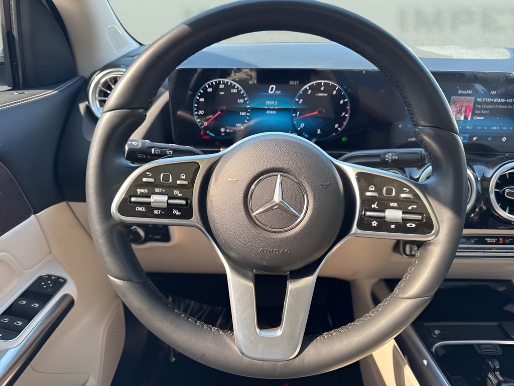 Used 2022 Mercedes-Benz GLA 250 4MATIC image 14