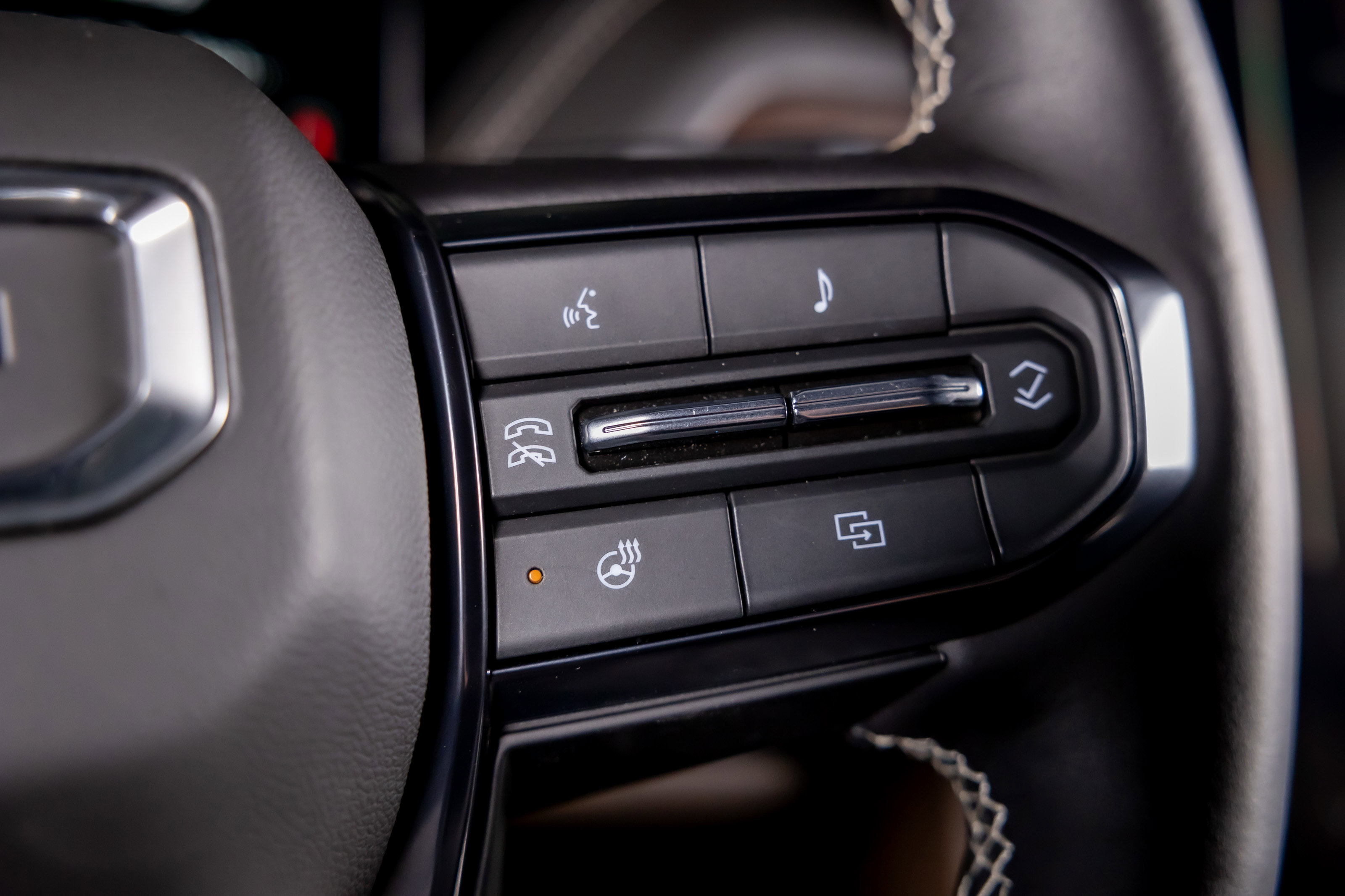 Used 2025 GMC Yukon Denali Ultimate image 17