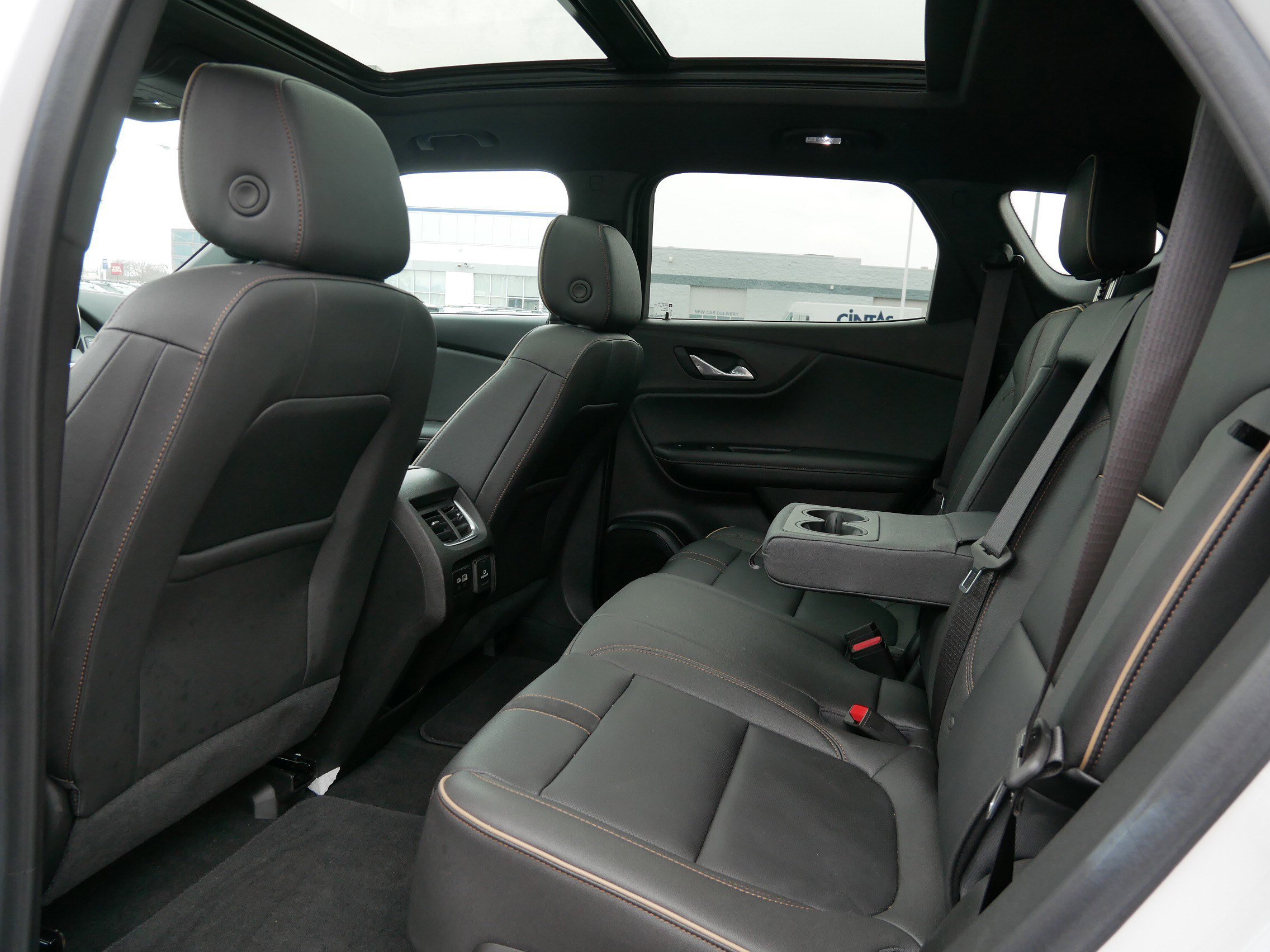 Used 2024 Chevrolet Blazer Premier w/ Driver Confidence II Package image 33