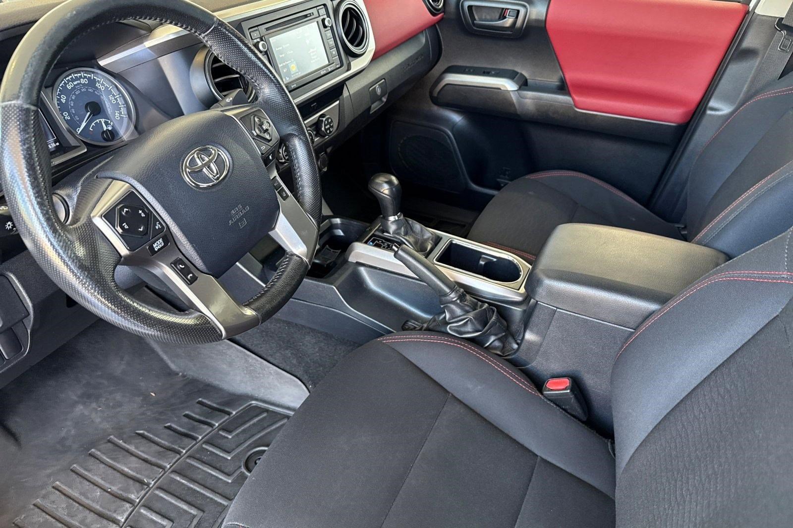 Used 2019 Toyota Tacoma SR5 image 4