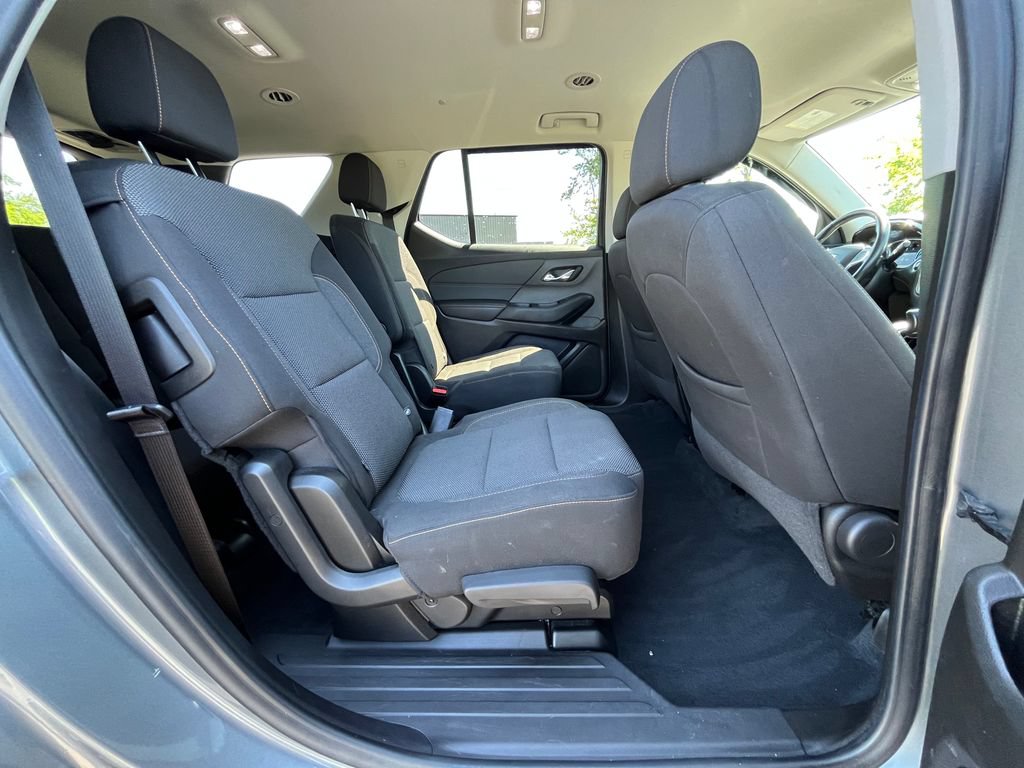 Certified 2021 Chevrolet Traverse LT FWD image 20