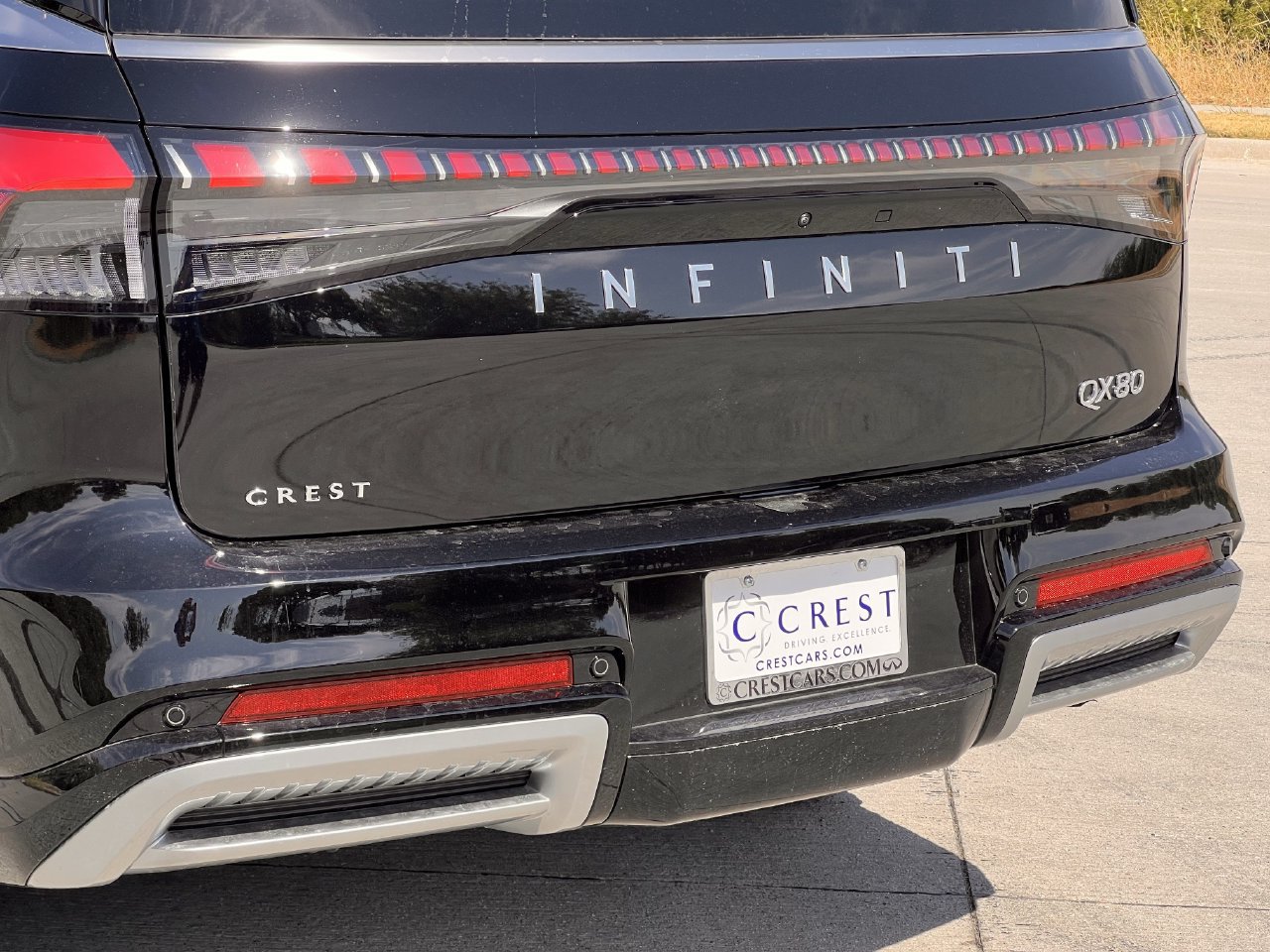 New 2027 INFINITI QX80 Luxe RWD image 5