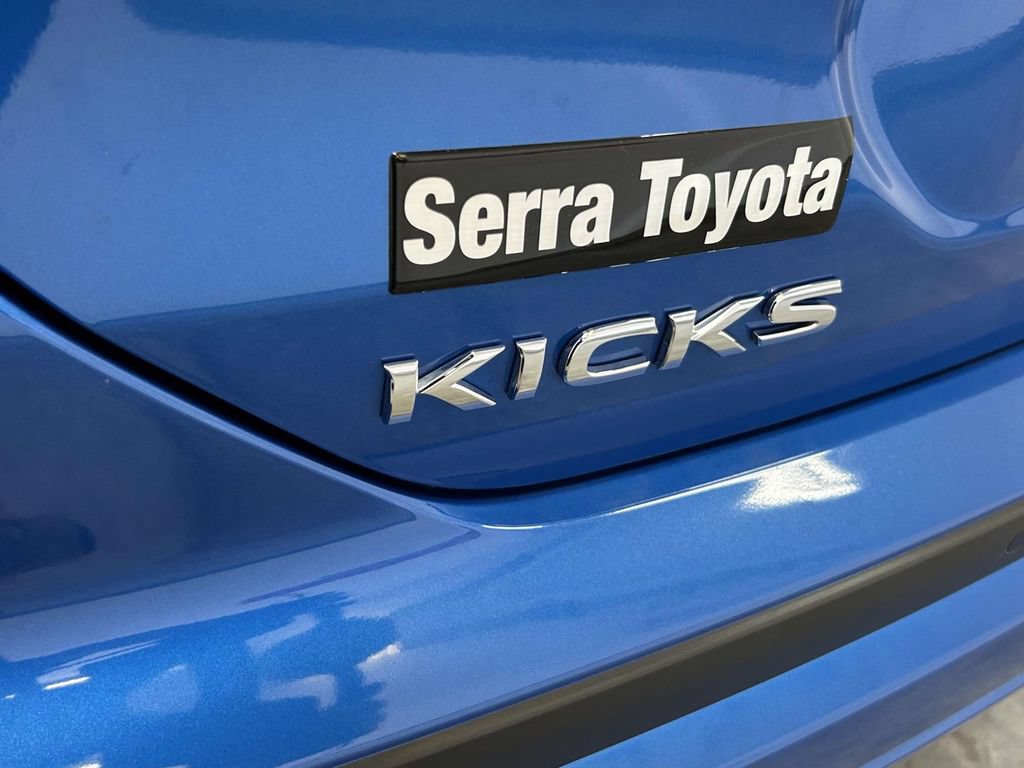 Used 2025 Nissan Kicks Play S FWD image 9
