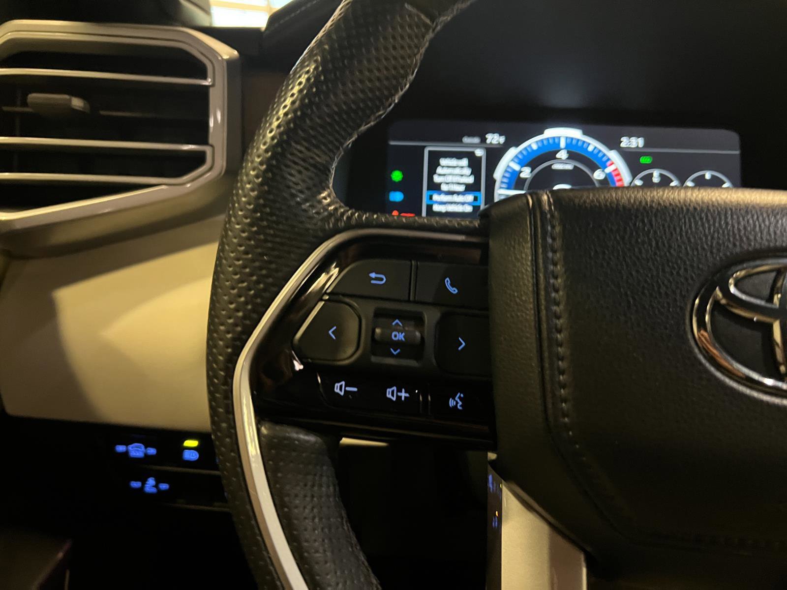 Used 2024 Toyota Sequoia Capstone image 13