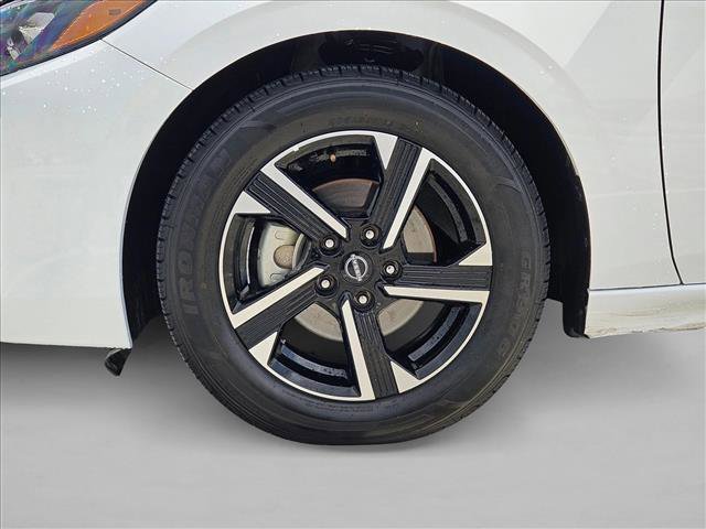 Used 2024 Nissan Sentra SV FWD image 21