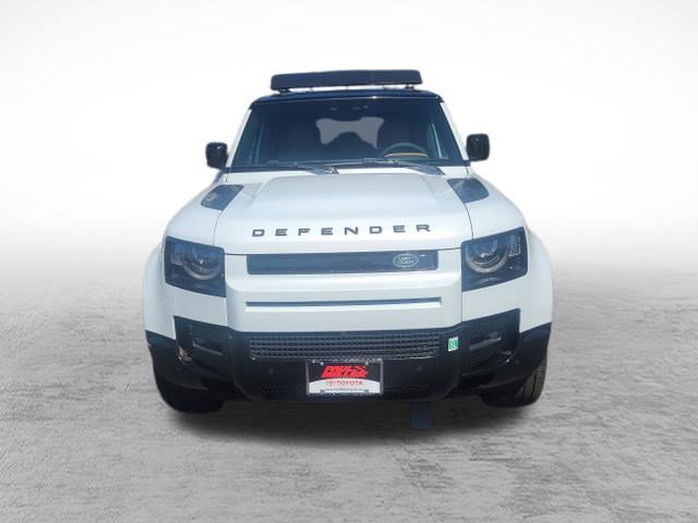Used 2023 Land Rover Defender 110 V8 AWD/4WD image 2