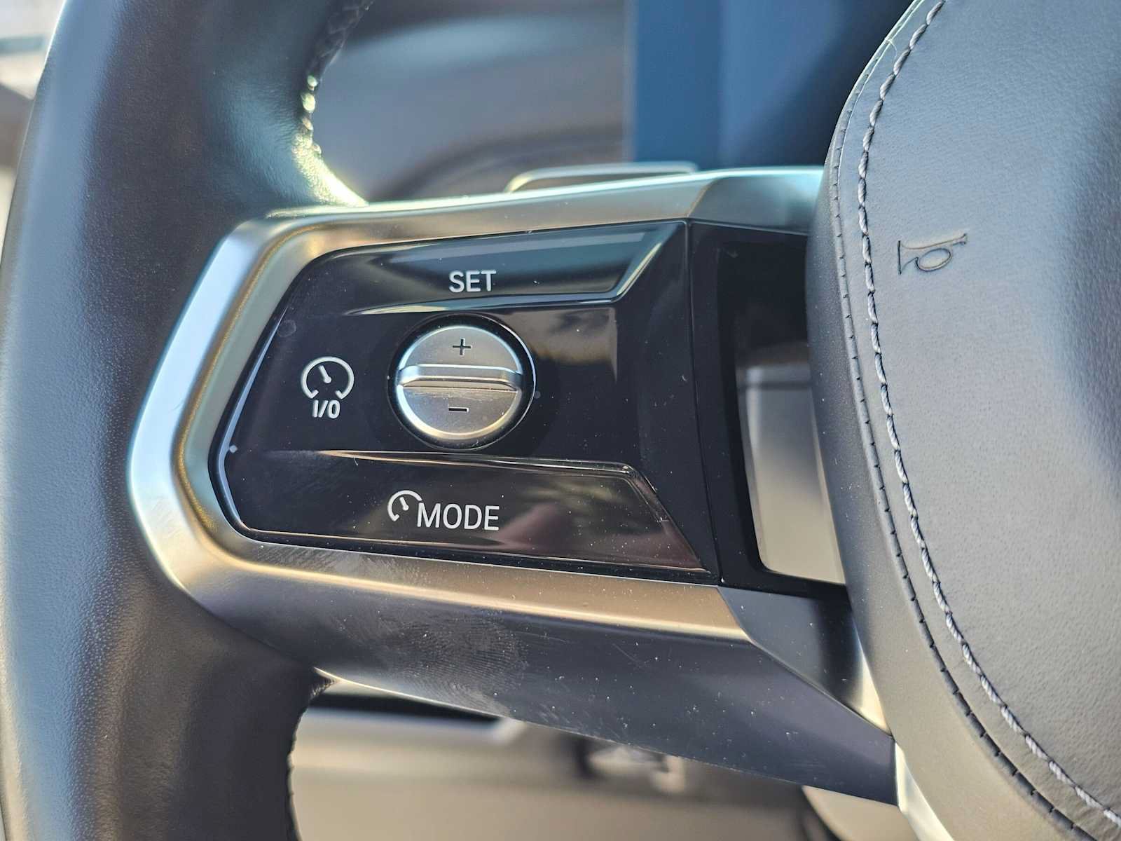Used 2024 BMW i7 eDrive50 w/ M Sport Package RWD image 28