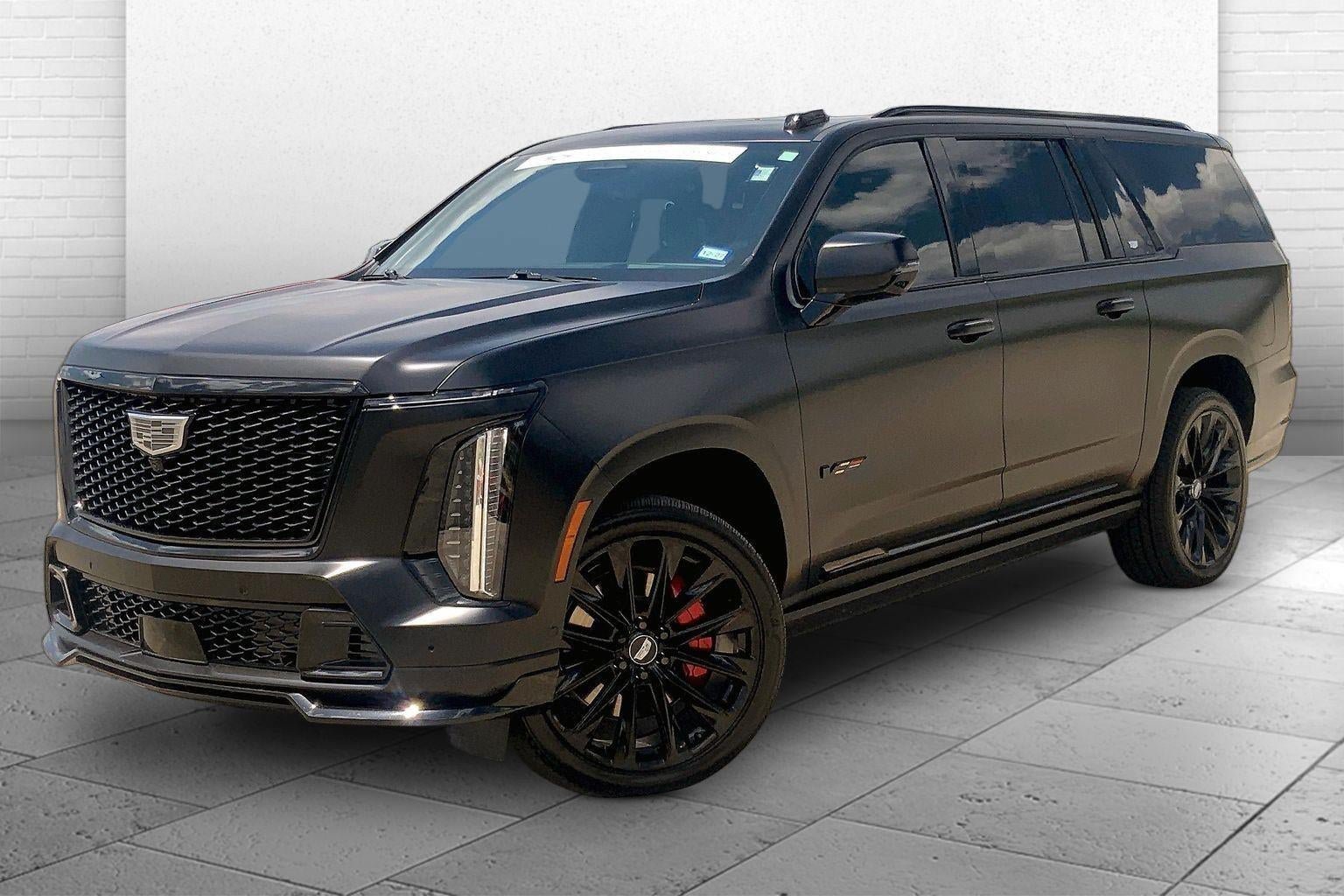 Certified 2026 Cadillac Escalade ESV V w/ LPO, ONYX Package AWD/4WD image 13