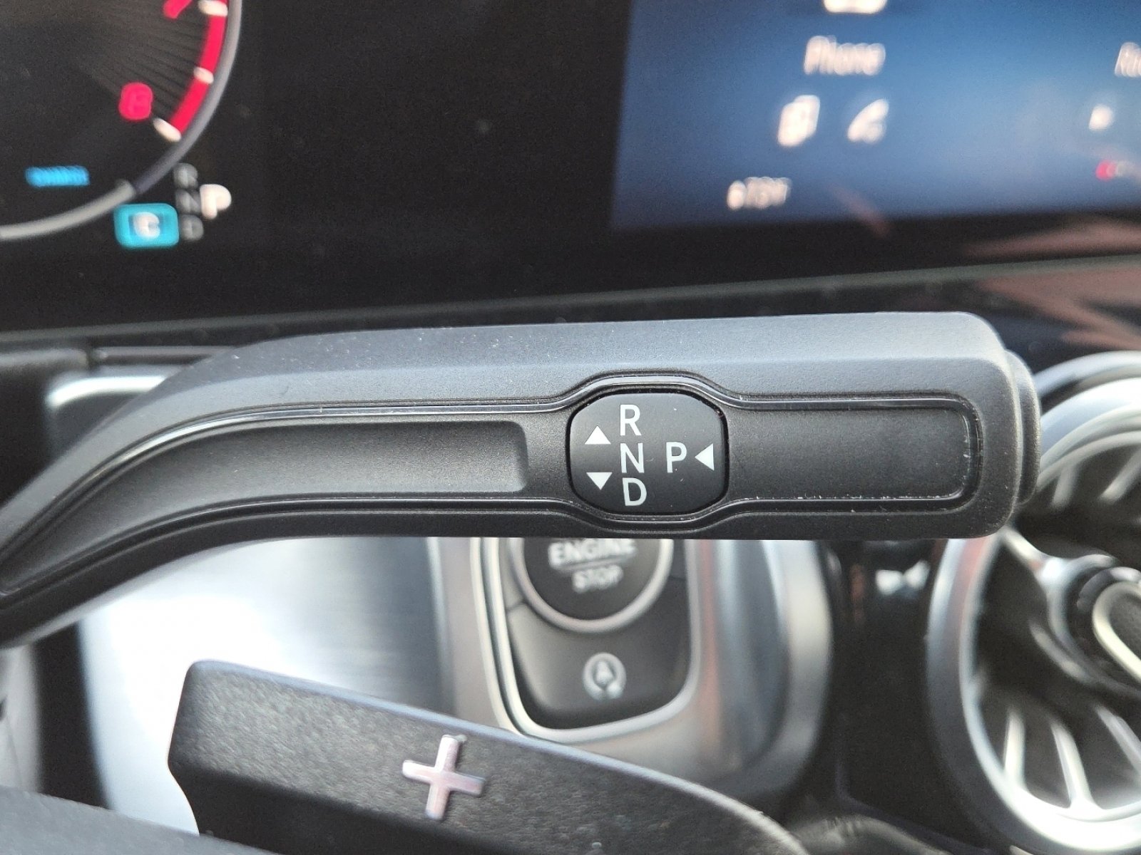 Used 2024 Mercedes-Benz GLB 250 image 30