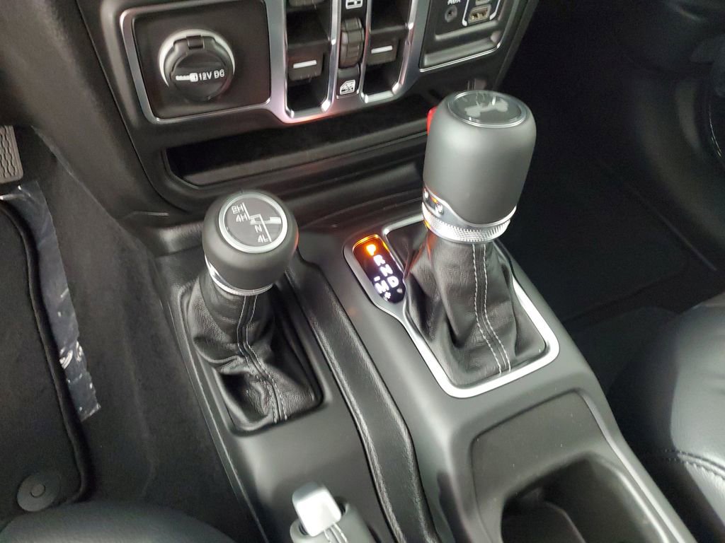 New 2025 Jeep Wrangler Sahara image 18