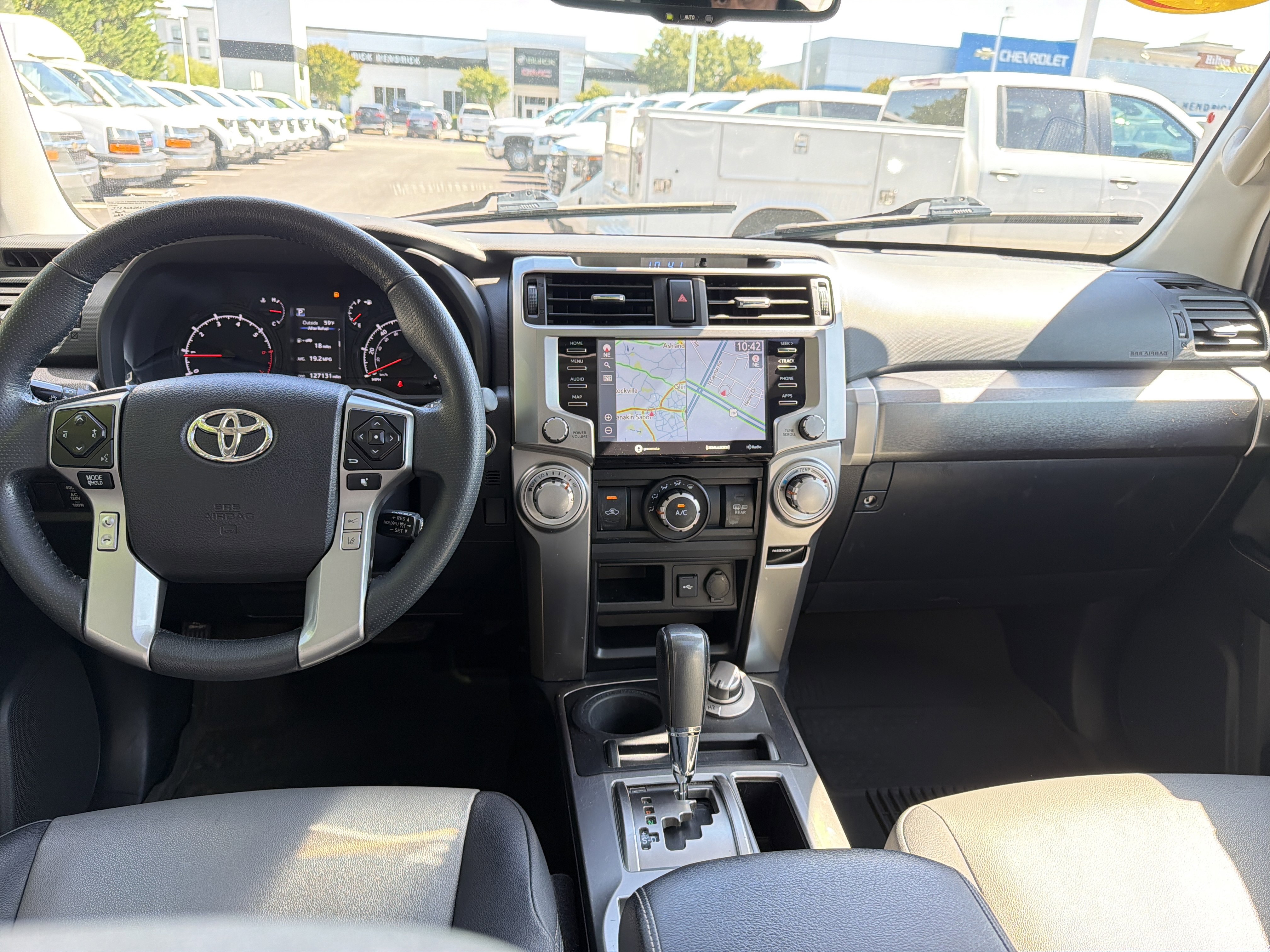 Used 2020 Toyota 4Runner SR5 Premium w/ Moonroof Package AWD/4WD image 29
