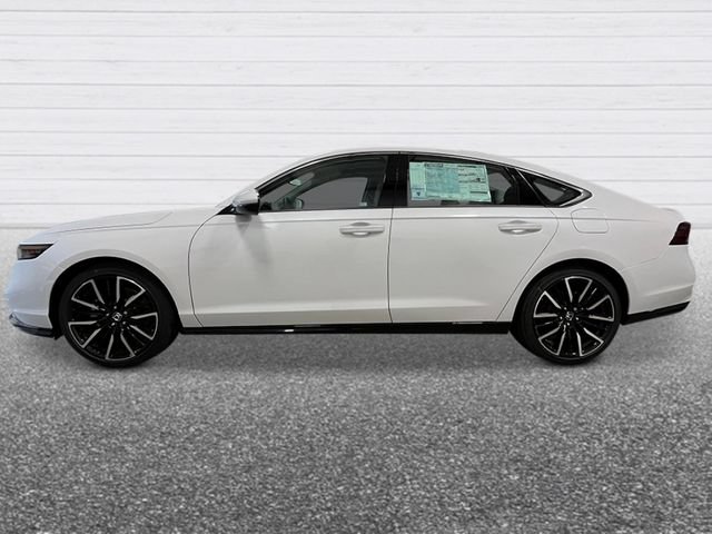 New 2026 Honda Accord Touring image 2