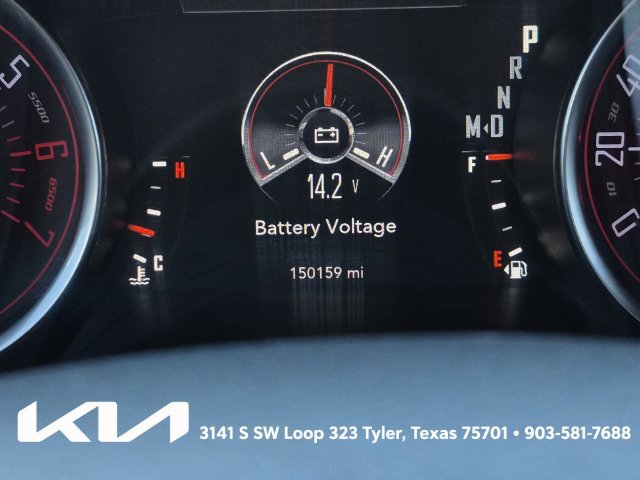Used 2019 Dodge Challenger R/T w/ Driver Convenience Group RWD image 30