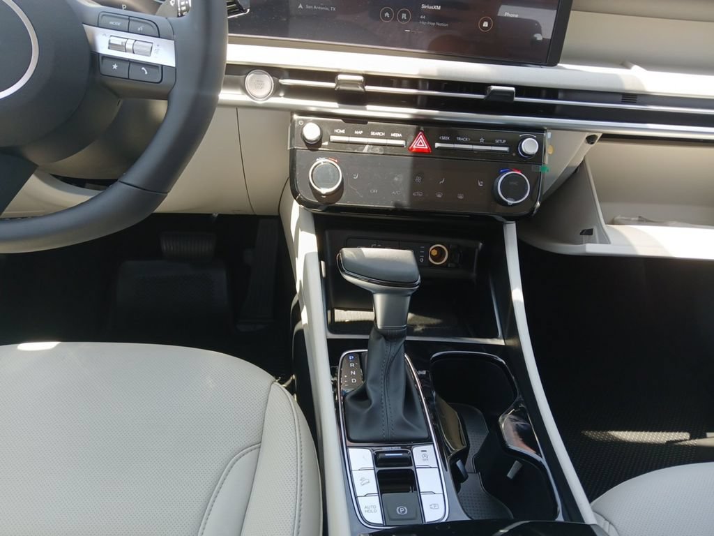New 2026 Hyundai Tucson SEL FWD image 11