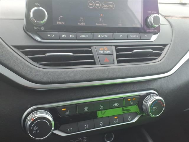 Used 2019 Nissan Altima 2.5 SR w/ SR Premium Package image 17