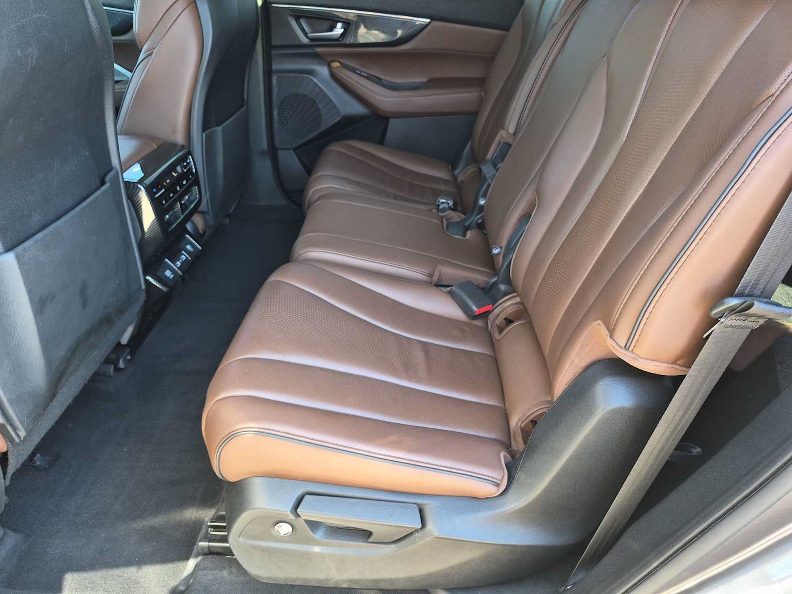 Used 2023 Acura MDX w/ Advance Package AWD/4WD image 20