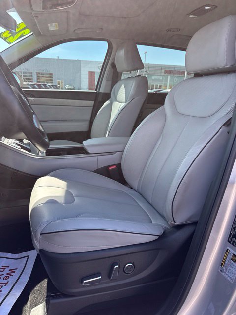 Used 2025 Hyundai Palisade SEL AWD/4WD image 9