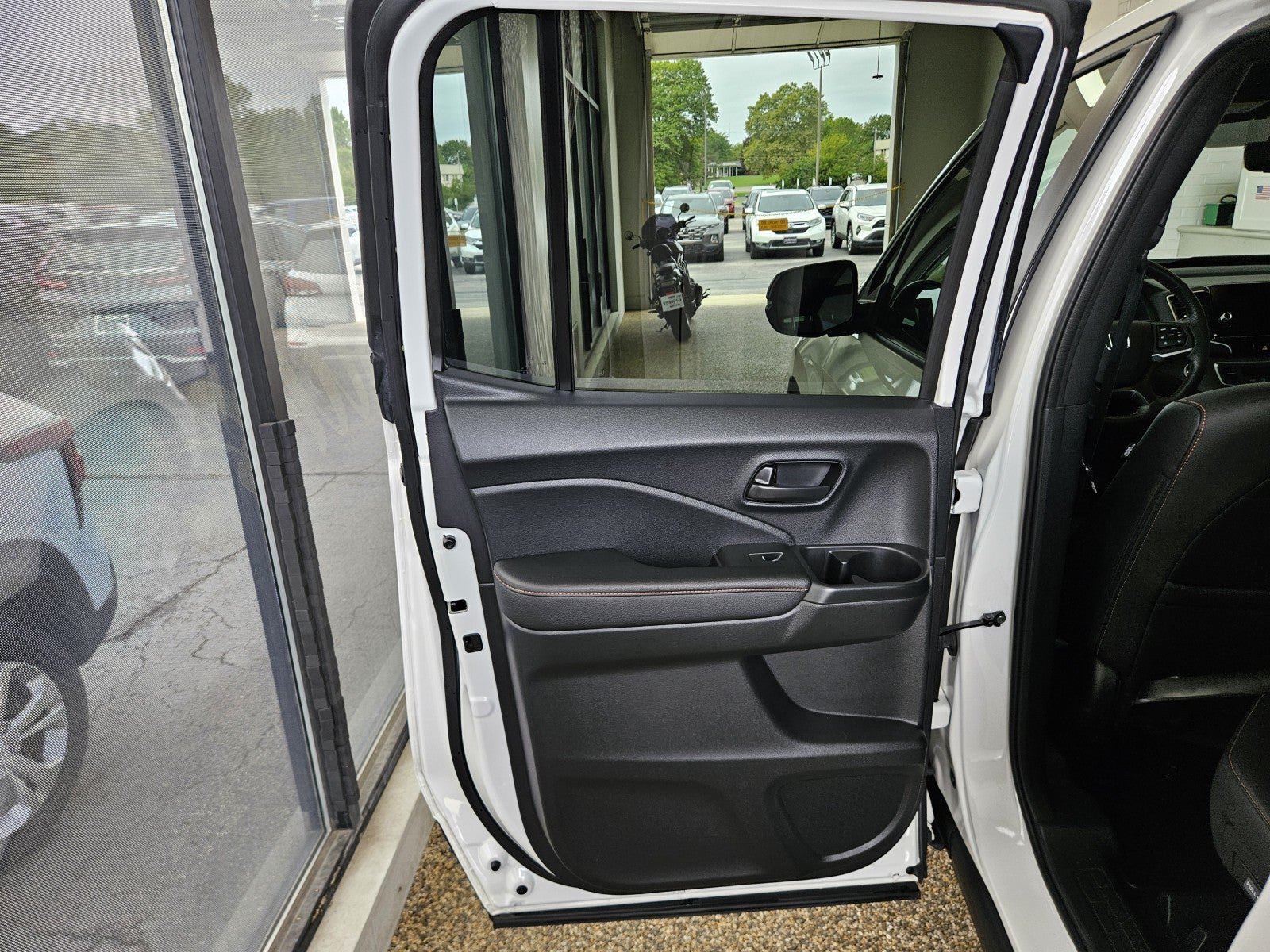 Used 2024 Honda Ridgeline TrailSport image 18