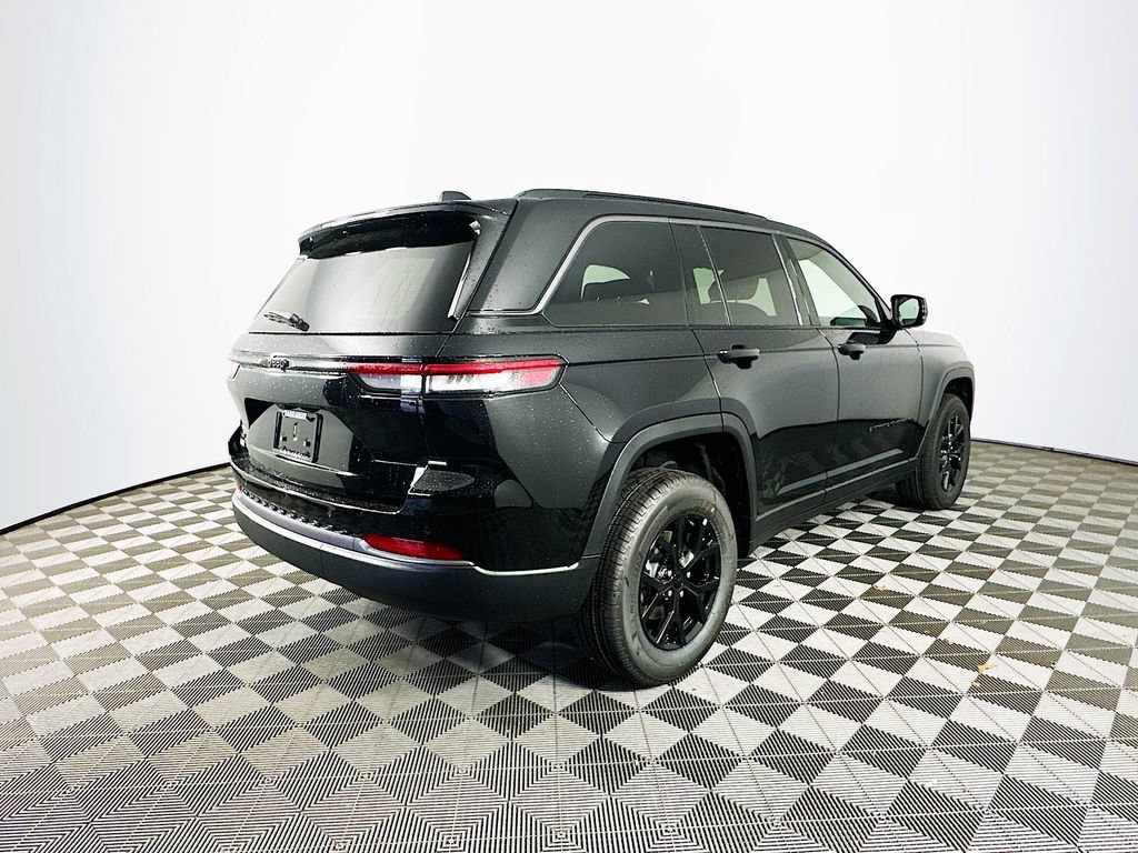 New 2026 Jeep Grand Cherokee Altitude AWD/4WD image 10