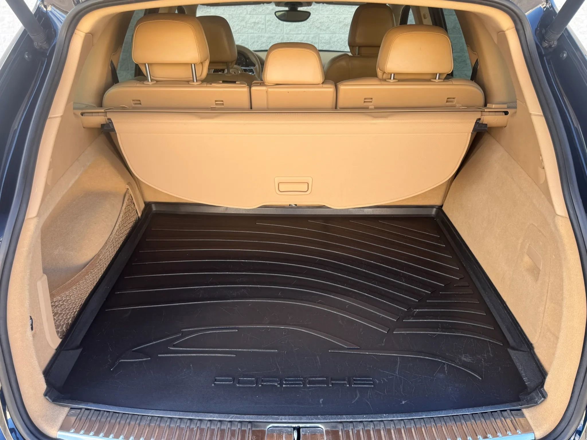 Used 2015 Porsche Cayenne Diesel image 9