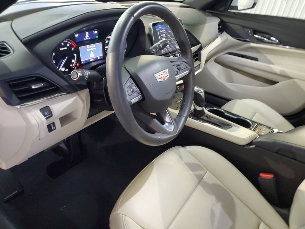 Used 2024 Cadillac CT4 Luxury RWD image 18