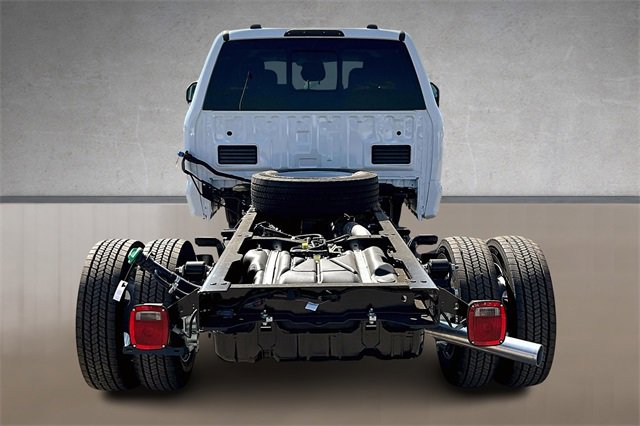 New 2026 Ford F550 4x4 Crew Cab Super Duty w/ XL Chrome Package image 4