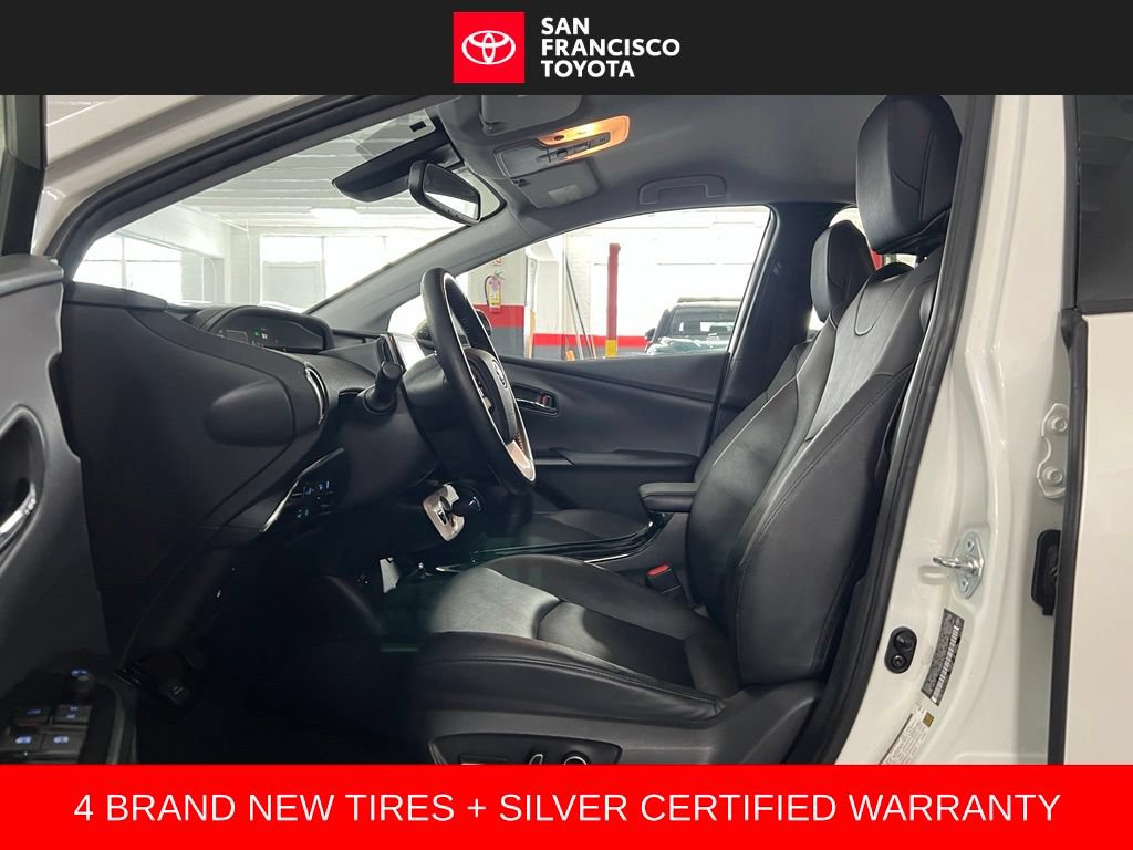 Certified 2017 Toyota Prius Prime Advanced FWD image 12