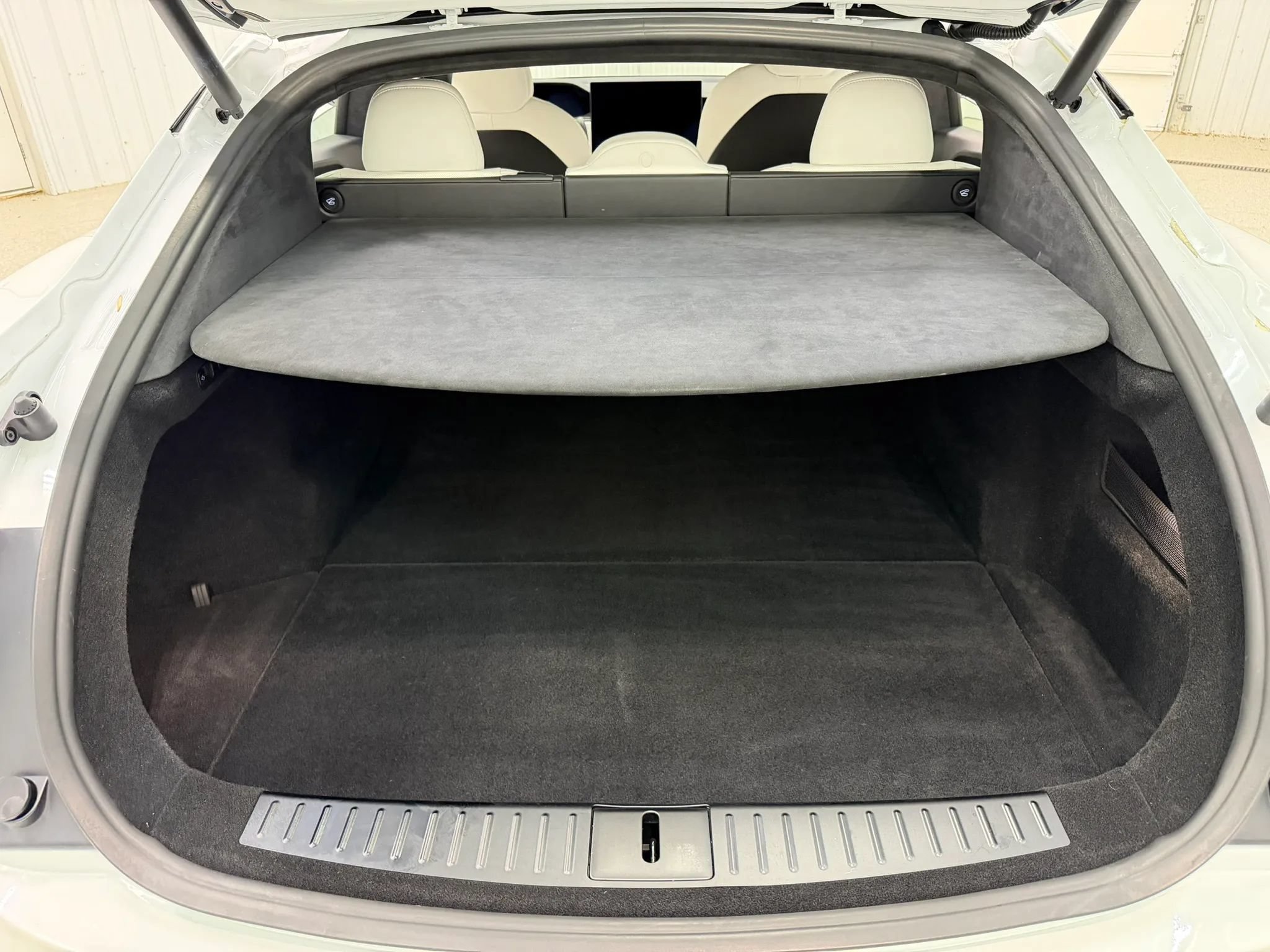 Used 2022 Tesla Model S Plaid AWD/4WD image 18