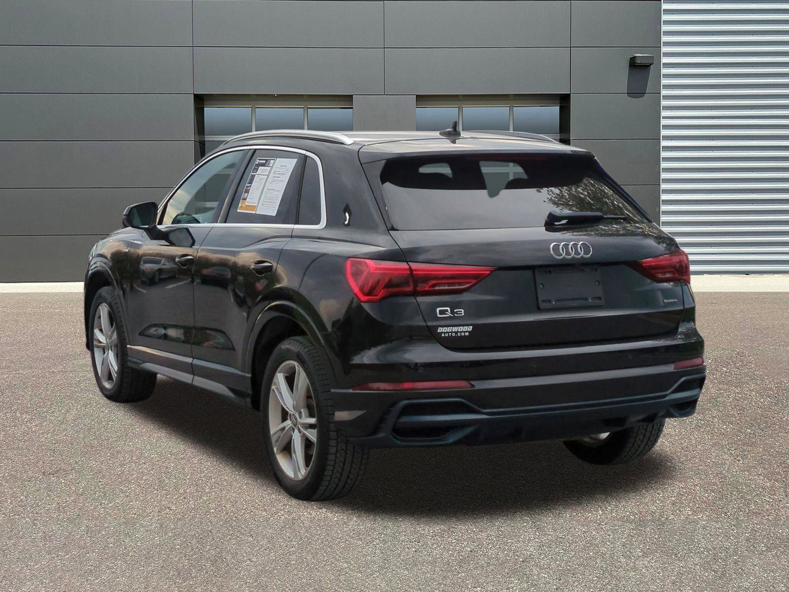Used 2019 Audi Q3 2.0T Premium Plus w/ Premium Plus Package image 5