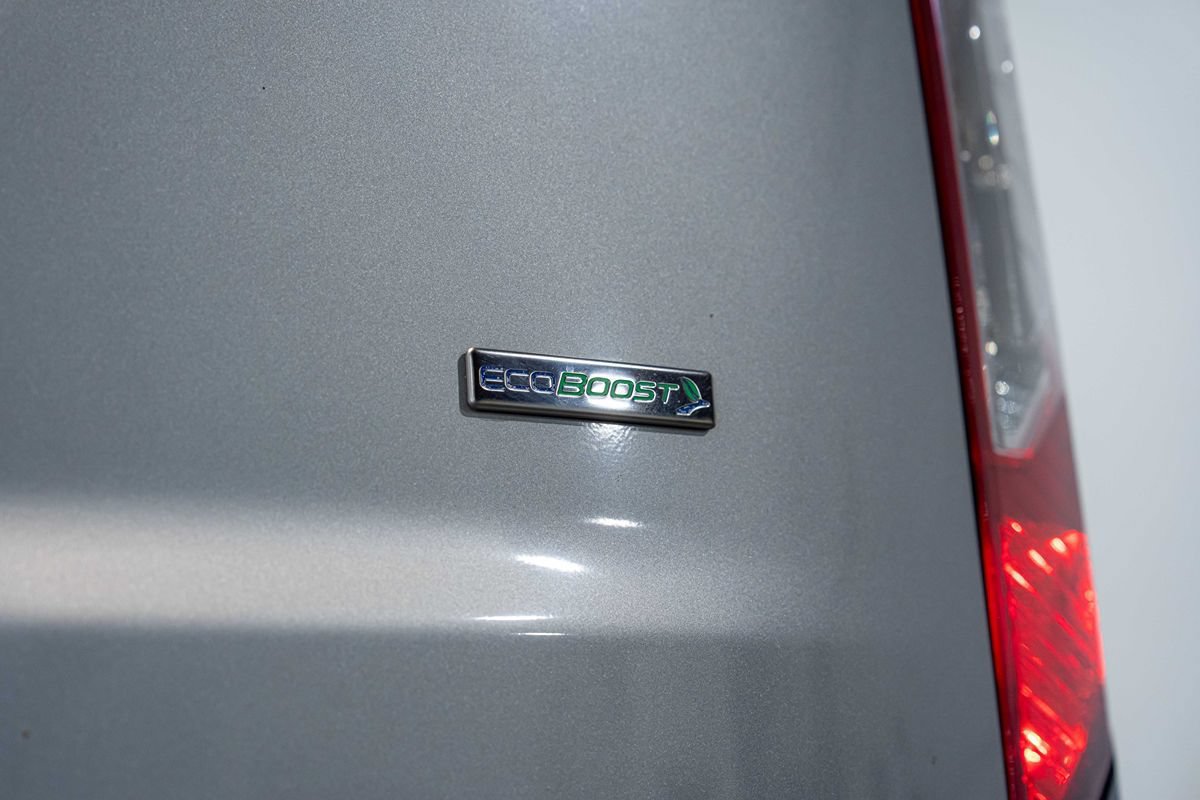 Used 2016 Ford Transit Connect XL FWD image 6