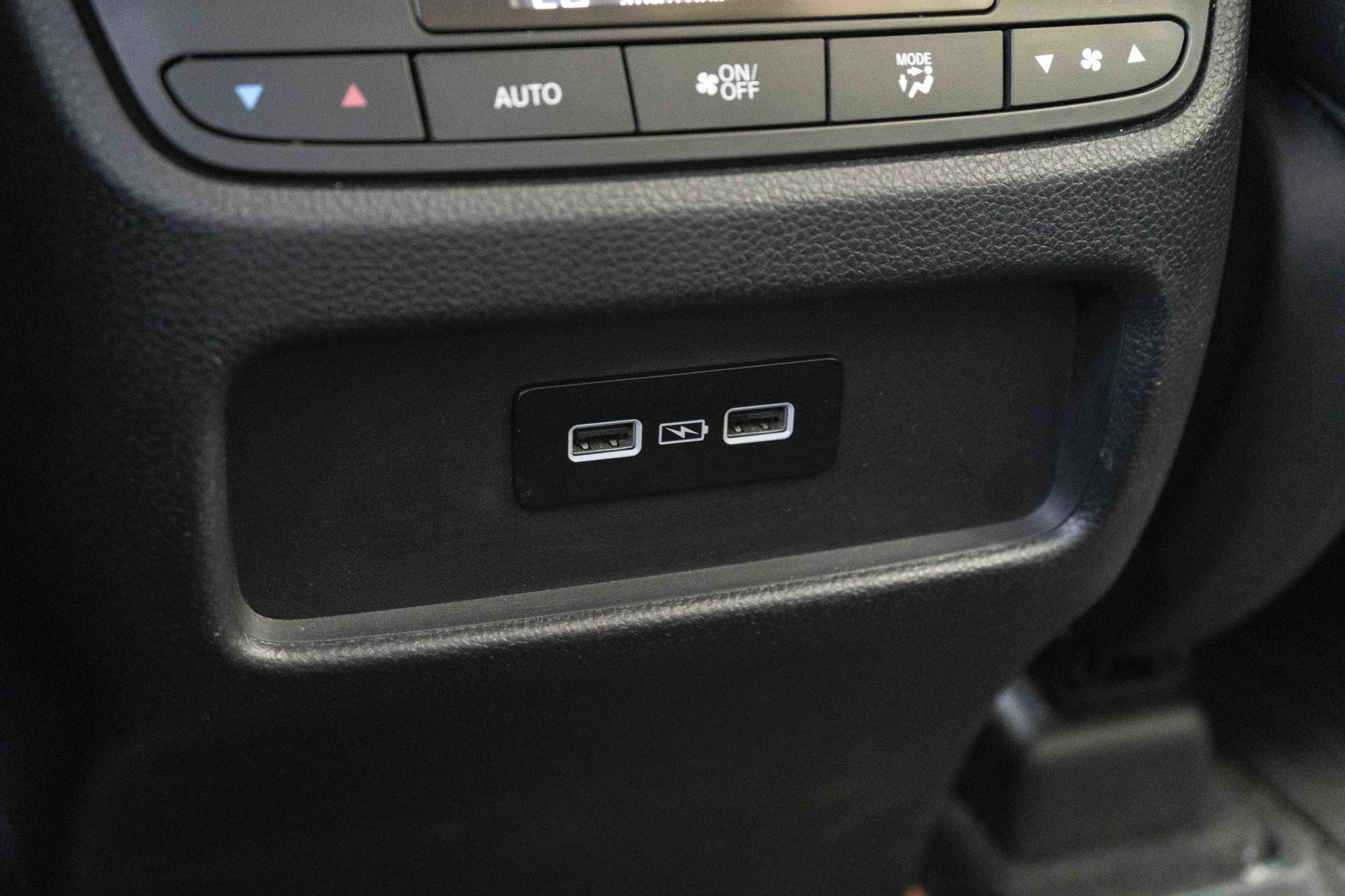 Used 2023 Honda Pilot EX-L image 43
