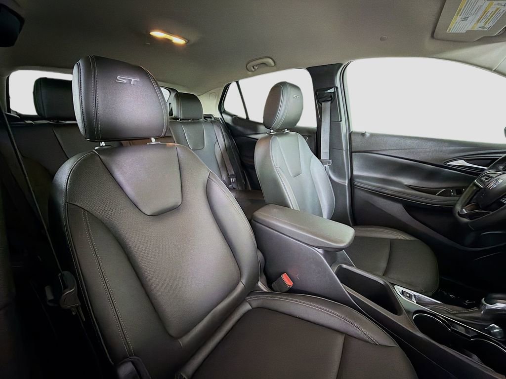 Used 2024 Buick Encore GX Sport Touring w/ Comfort Package image 28